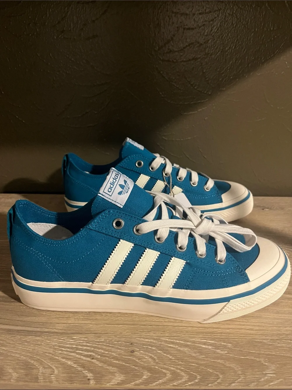 Men’s Size 8.5 Adidas Originals Nizza RF 74 - Active Teal/Off White/Victory Blue